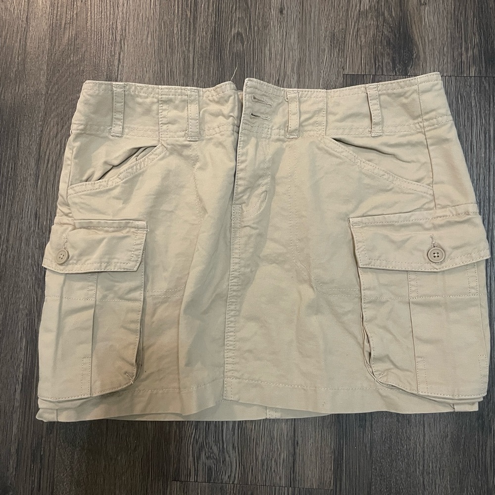 brandy melville mini cargo skirt